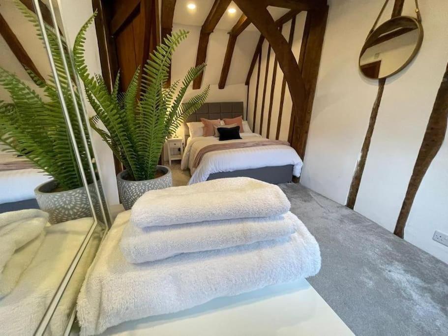 Rural Country Suites - Judge'S Lodge East Grinstead Extérieur photo